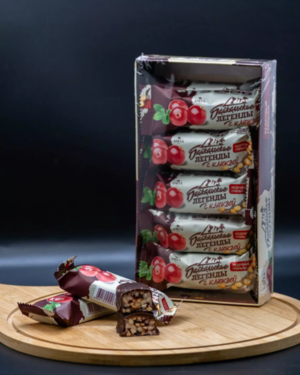 Батончик кедровый грильяж с клюквой «Байкальские легенды» 40 гр/ шт